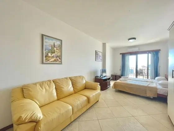 Seaview Apartments Rafailovici - Oda