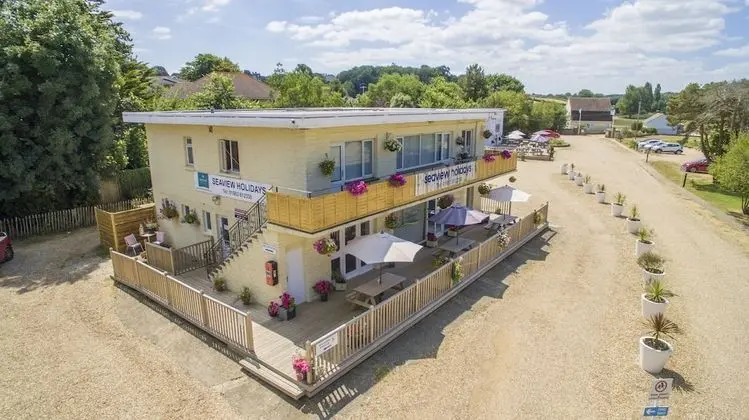 Seaview Holidays - Lobi
