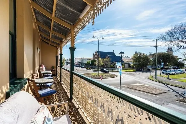 Seaview House - Öne Çıkan Resim