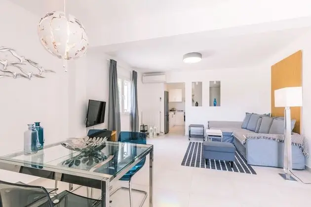 Seaview Luxurious Apartment near Corfu Town - Adults Only By Konnect - Öne Çıkan Resim