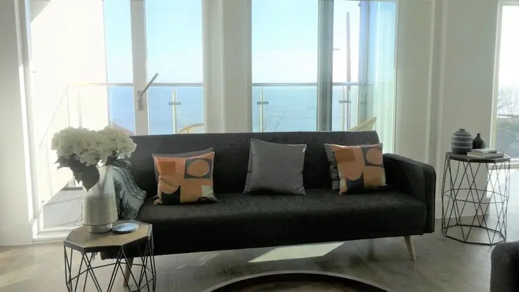 Seaview West Coast - Öne Çıkan Resim