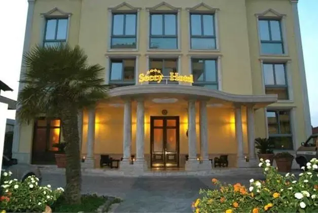 Hotel Seccy - Dış Mekan
