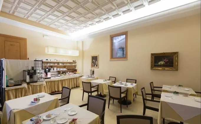Hotel Seccy - Yerinde Yemek