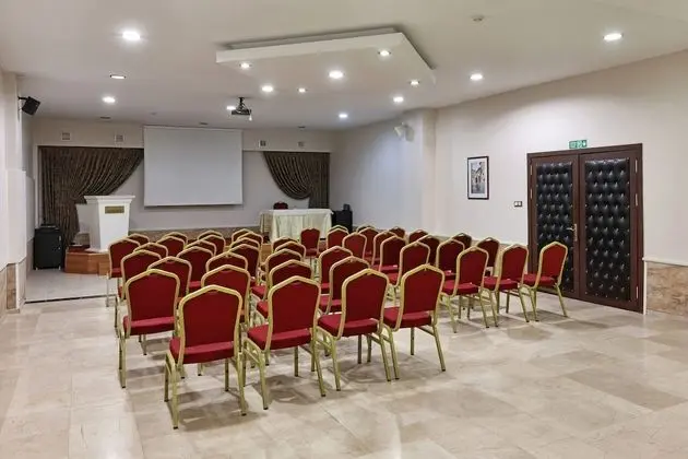 Seçkin Hotel Spa & Wellness - İş / Konferans