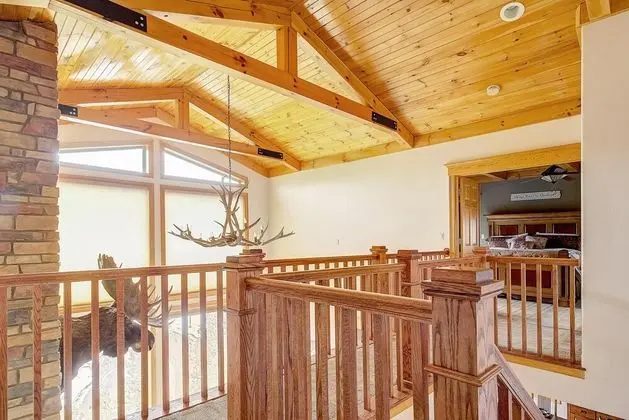 Secluded & Spacious Mountain Getaway - İç Mekan