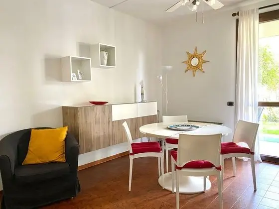 Seclusive Apartment in Sirmione near Lake - Oda Düzeni