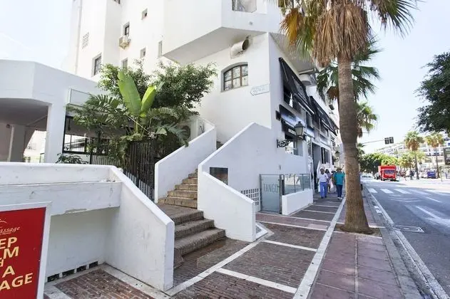 Second Line Beach Apartment - Dış Mekan