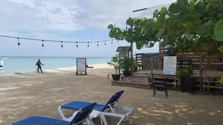 Secret Cabins at Firefly Beach - Plaj