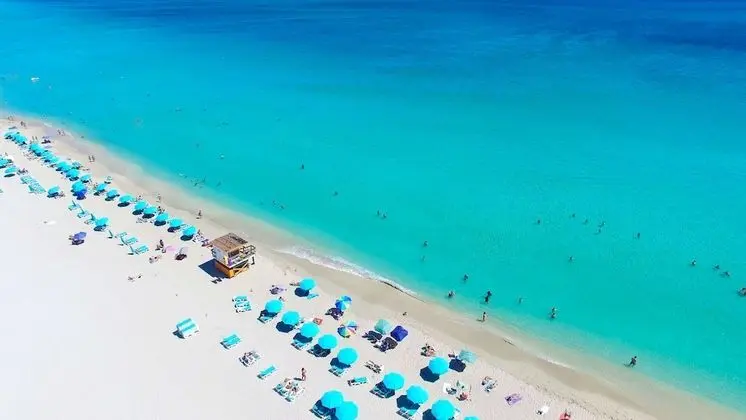 Secret Garden Miami Beach - Plaj