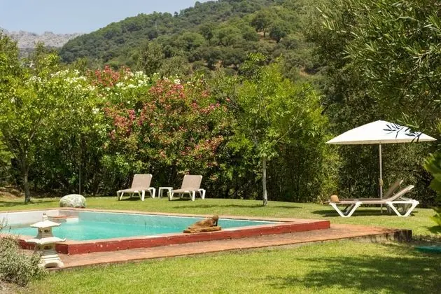 Secret Garden Retreats - 1