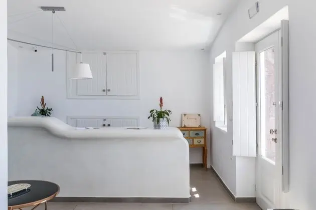 Secret Legend Suites - Lobi