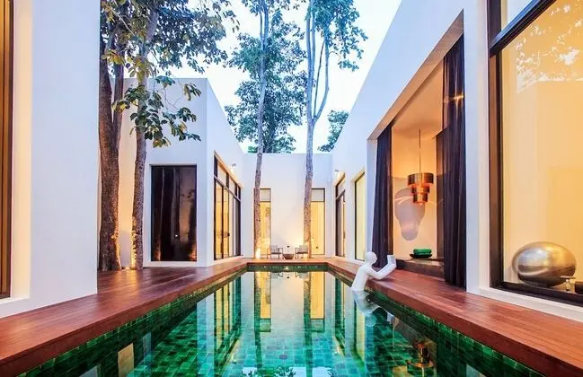 The Secret Pool Villas By The Library