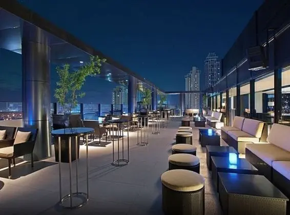Seda Bonifacio Global City - Bar