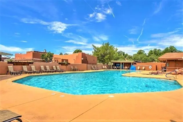 Sedona Pines Resort - Havuz