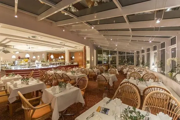 Seehotel Binz-Therme Rügen - Hotel - Genel