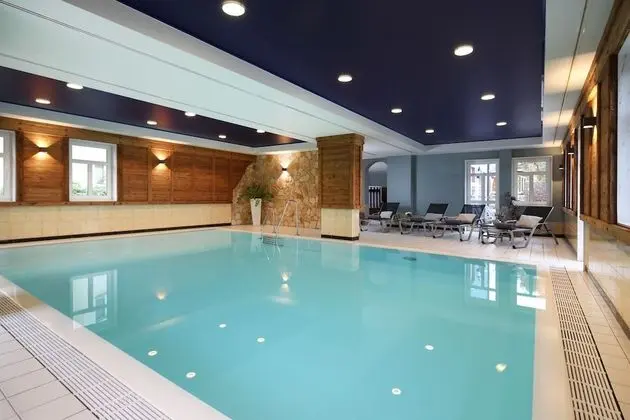 Seehotel Niedernberg - Das Dorf am See - Havuz