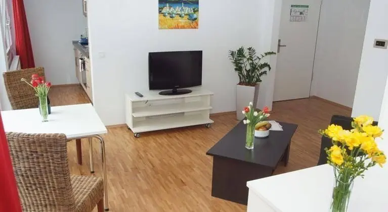 SEEGER Living - Apartments am Karlstor - Genel