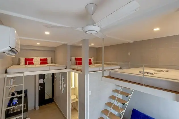 Selah Pods Hotel Manila