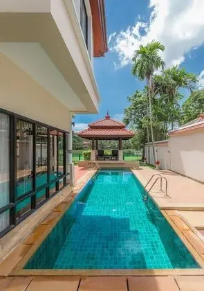 Villa Selaru by TropicLook