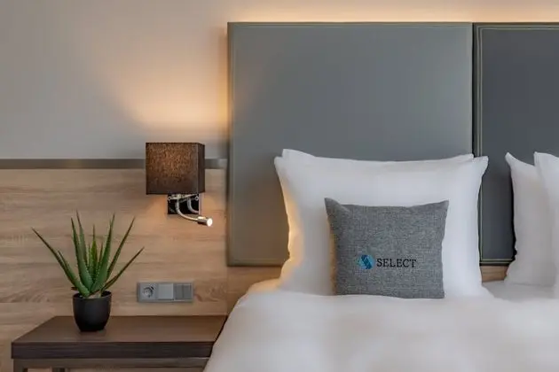 Select Hotel Spiegelturm Berlin - Oda