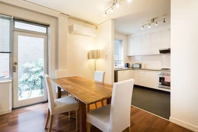 SELENA, 2BDR South Yarra Apartment - Oda Düzeni