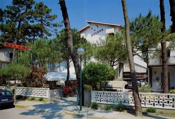 Hotel Selene