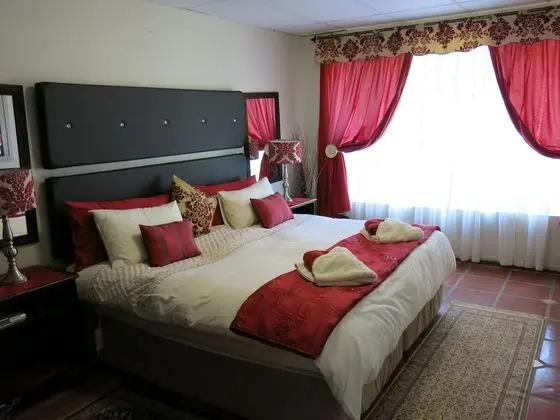 Self Catering 1 Bedroom Sofa Bedfull Bathroom Ideal for 4 Guets - Welcome - Mülk Olanakları