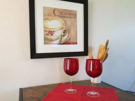 Self Catering 1 Bedroom Sofa Bedfull Bathroom Ideal for 4 Guets - Welcome - Mülk Olanakları