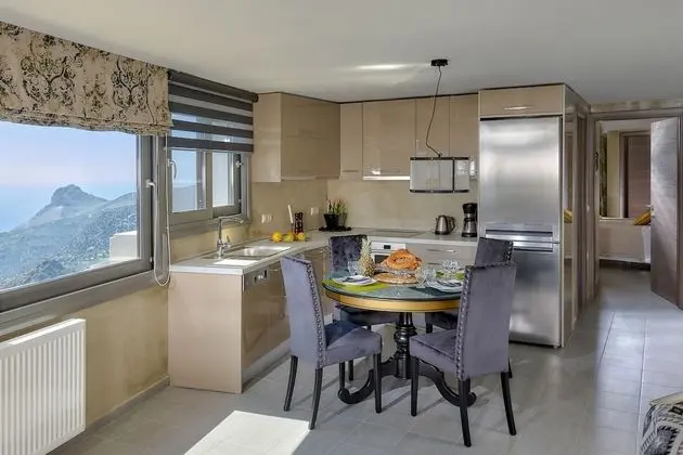 Seli Sea View Apartments and Studios - Mutfak