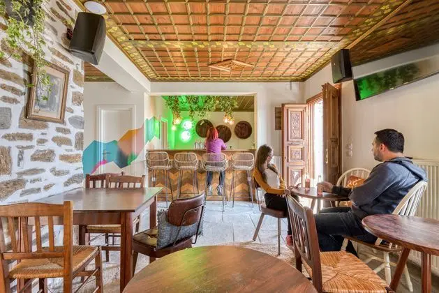 Selina Centavrus Pelion - Bar
