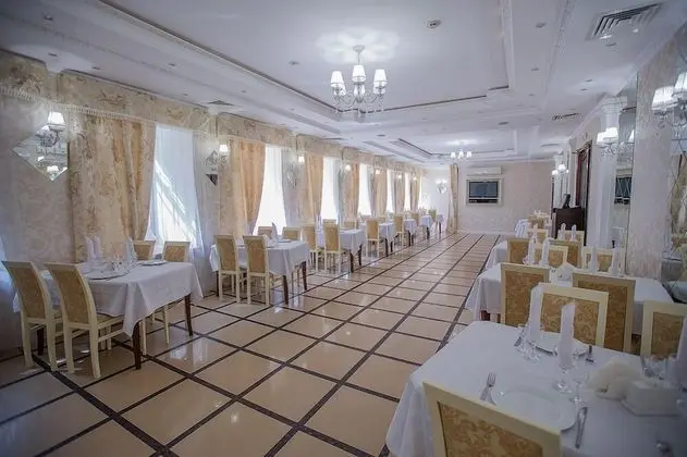 Selivanov Hotel - Yerinde Yemek