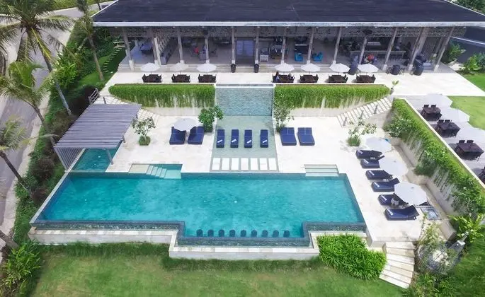 Selong Selo Resort and Residences - Dış Mekan