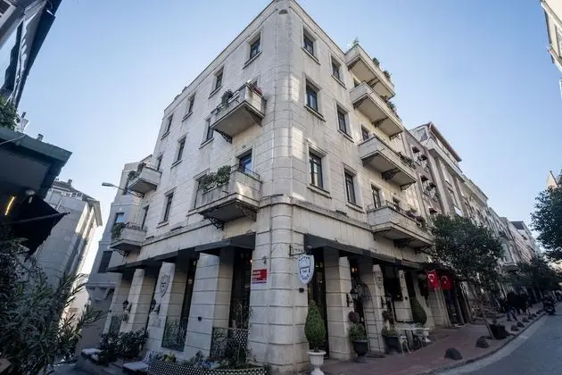Selvese Collection Galata 1875