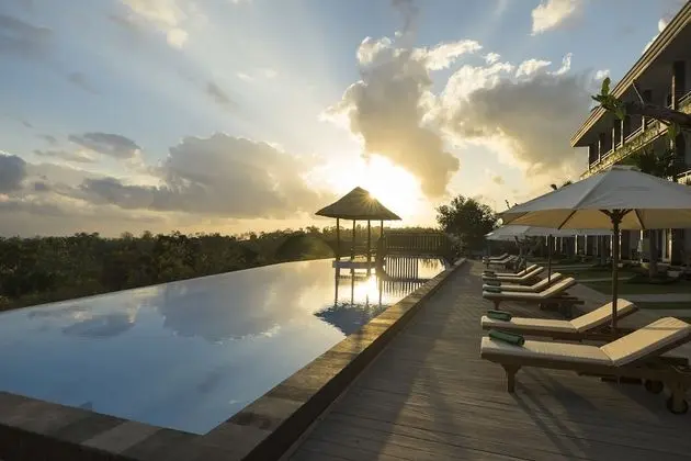 Semabu Hills Hotel Nusa Penida - Bali - CHSE Certified