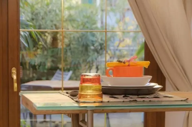 Sembenini Palace - Yerinde Yemek