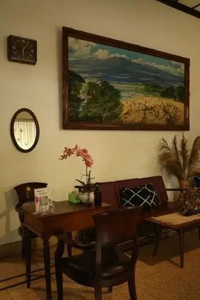 Semeru Hostel Malang - Adults Only - Lobi
