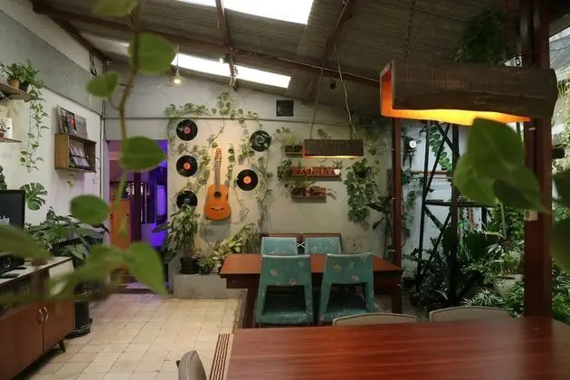 Semeru Hostel Malang - Adults Only - Yerinde Yemek