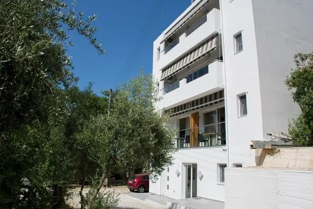 Semes Luxury Apartments by Estia