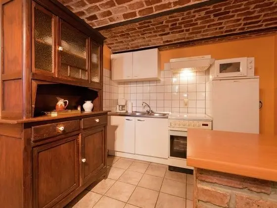 Semi-detached Farm Situated at the Edge of the Woods - Mutfak