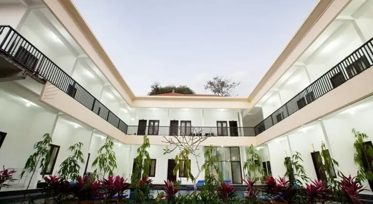 Seminyak Point Guest House - Dış Mekan