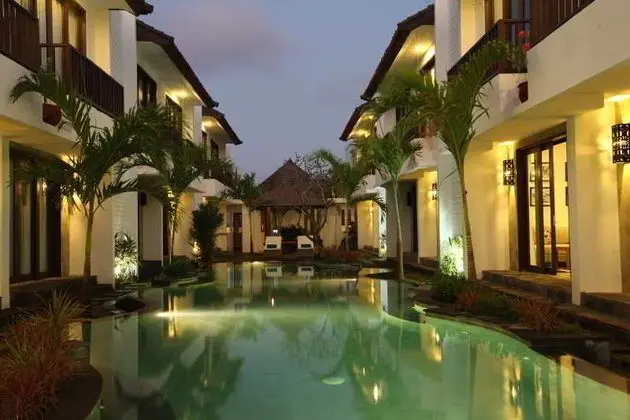 Seminyak TownHouse Apartment