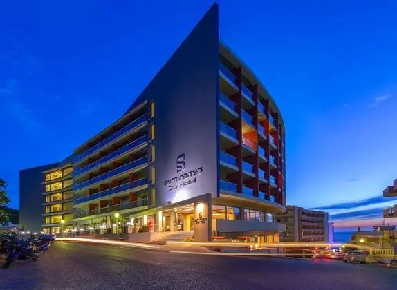 Semiramis City Hotel