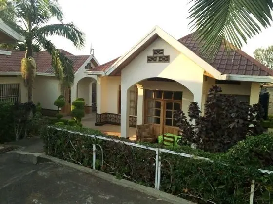 SEMUHUNGU APARTMENTS