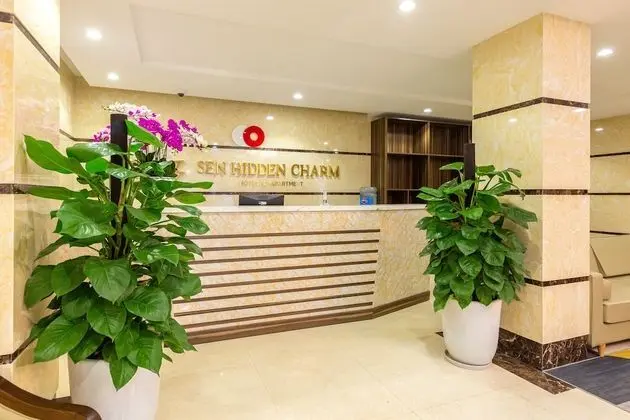 Sen Hidden Charm Hotel - Lobi