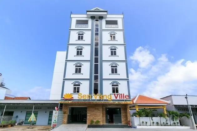 Sen Vang Ville