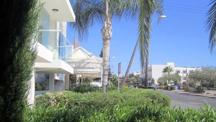 Senator Hotel Apts - Dış Mekan