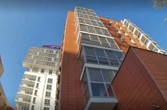 Senator Warsaw Apartments