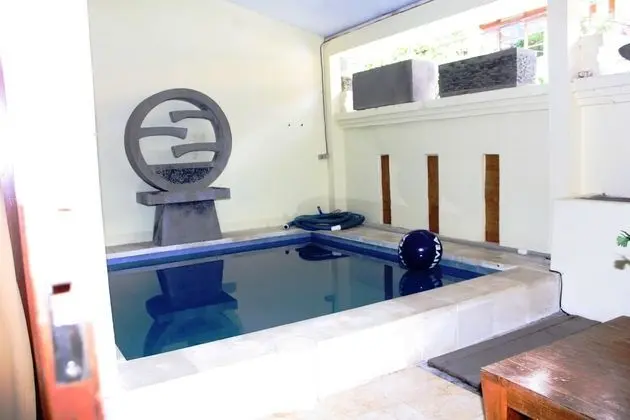 Villa Senja Semiyak - Havuz
