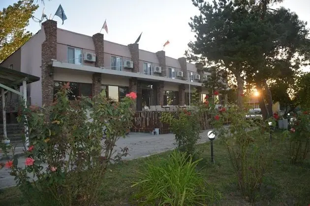 Şenkol Otel
