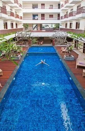 Sense Sunset Hotel Seminyak - CHSE Certified - Havuz